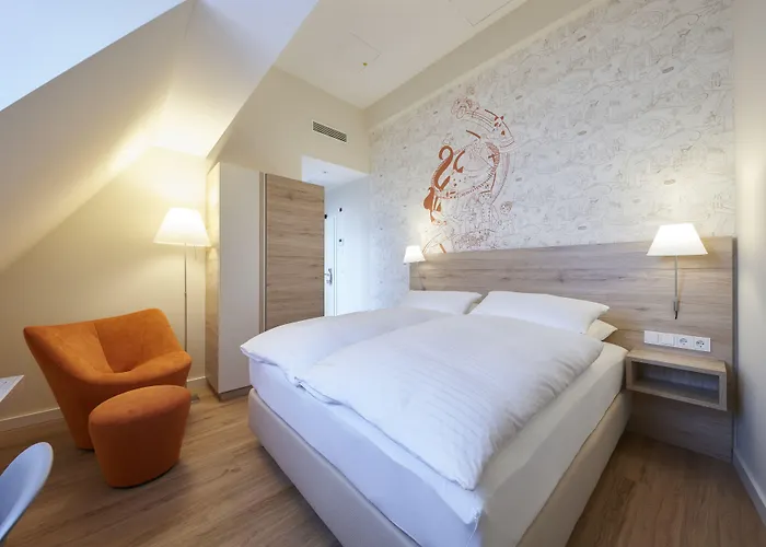 Victoria Hotel 4*