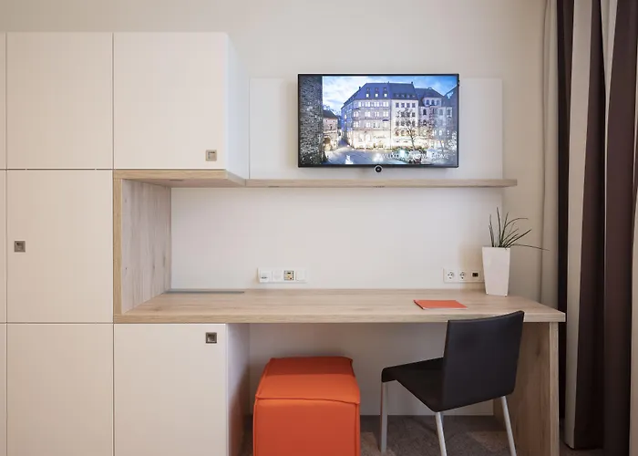 Victoria Hotel 4*