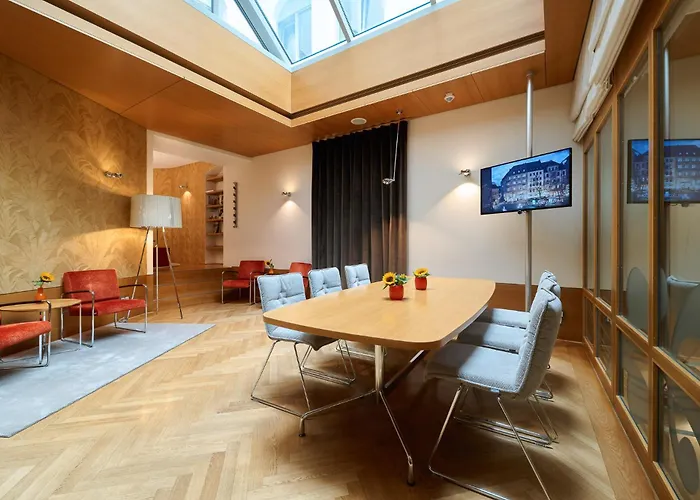 Victoria Hotel 4*