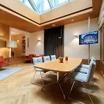 Victoria Hotell 4*